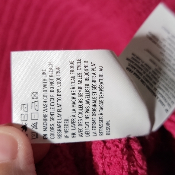 American Eagle size small pink sweater - Picture 6 of 13